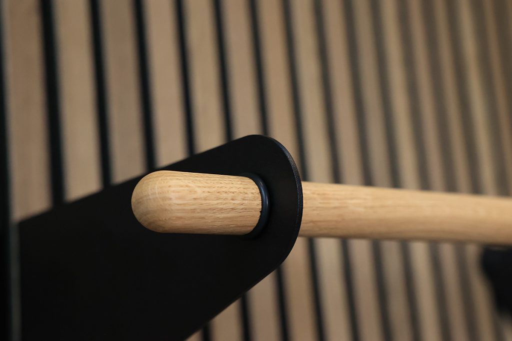 Bild 3 av 4 i Linn Klädstång galleri