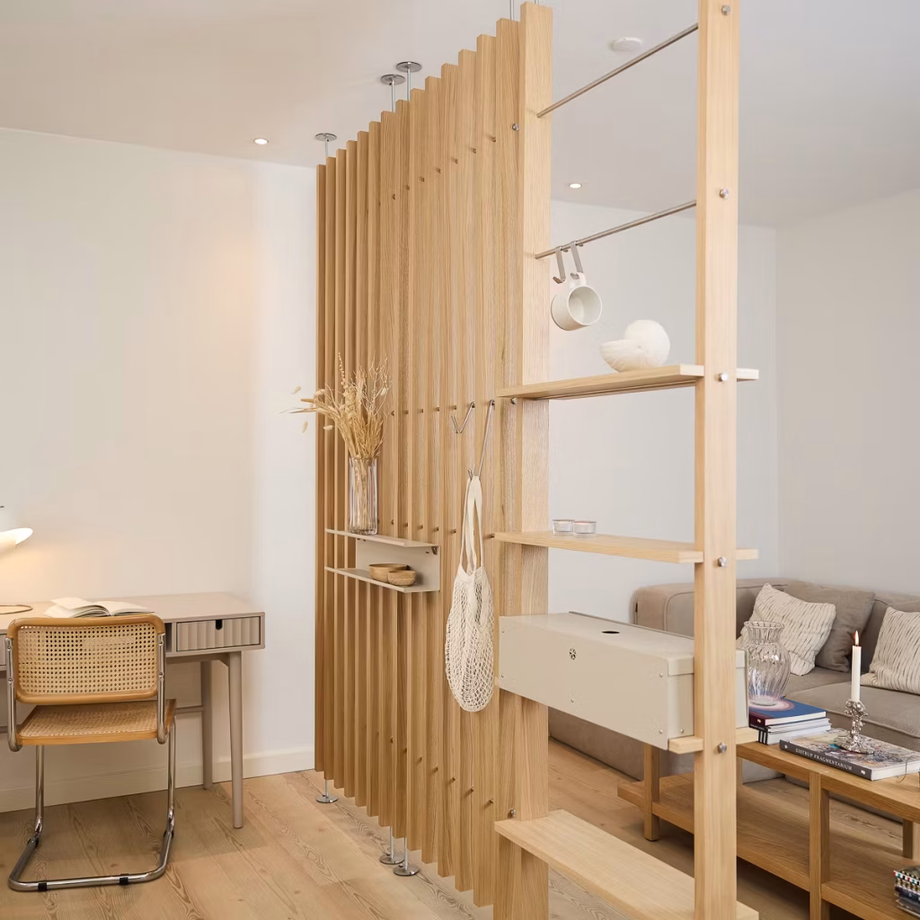 Bild 3 av 8 i Embrace | BM2 galleri